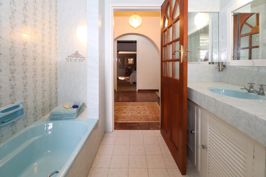 4 Bedroom Property for Sale in Irene Park North West